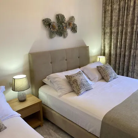 Athina * Лаганас