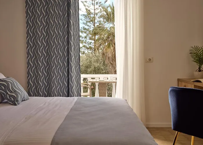 Апартаменты Athina *