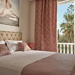 Apartament Athina *