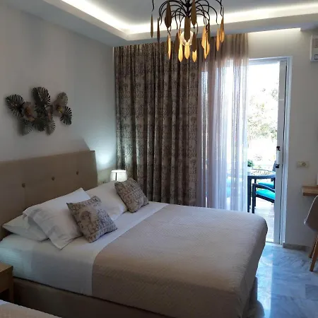 Athina Apartment *