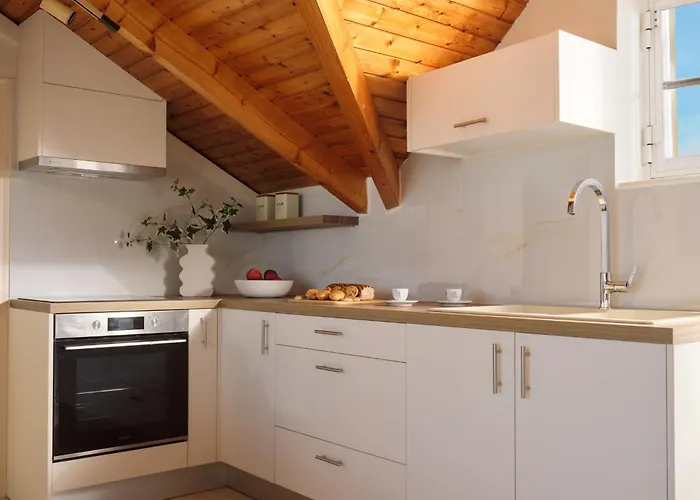 Athina